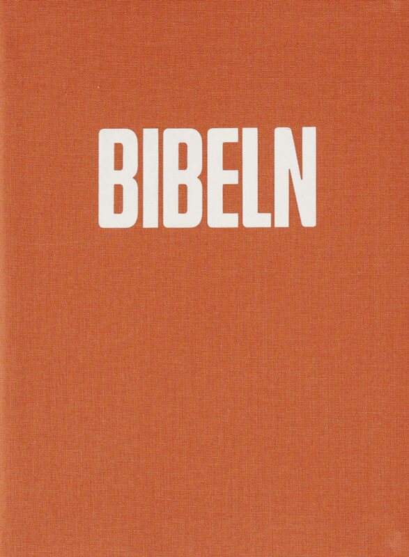 Bibel 2026 (tegel) tygklädd, slim